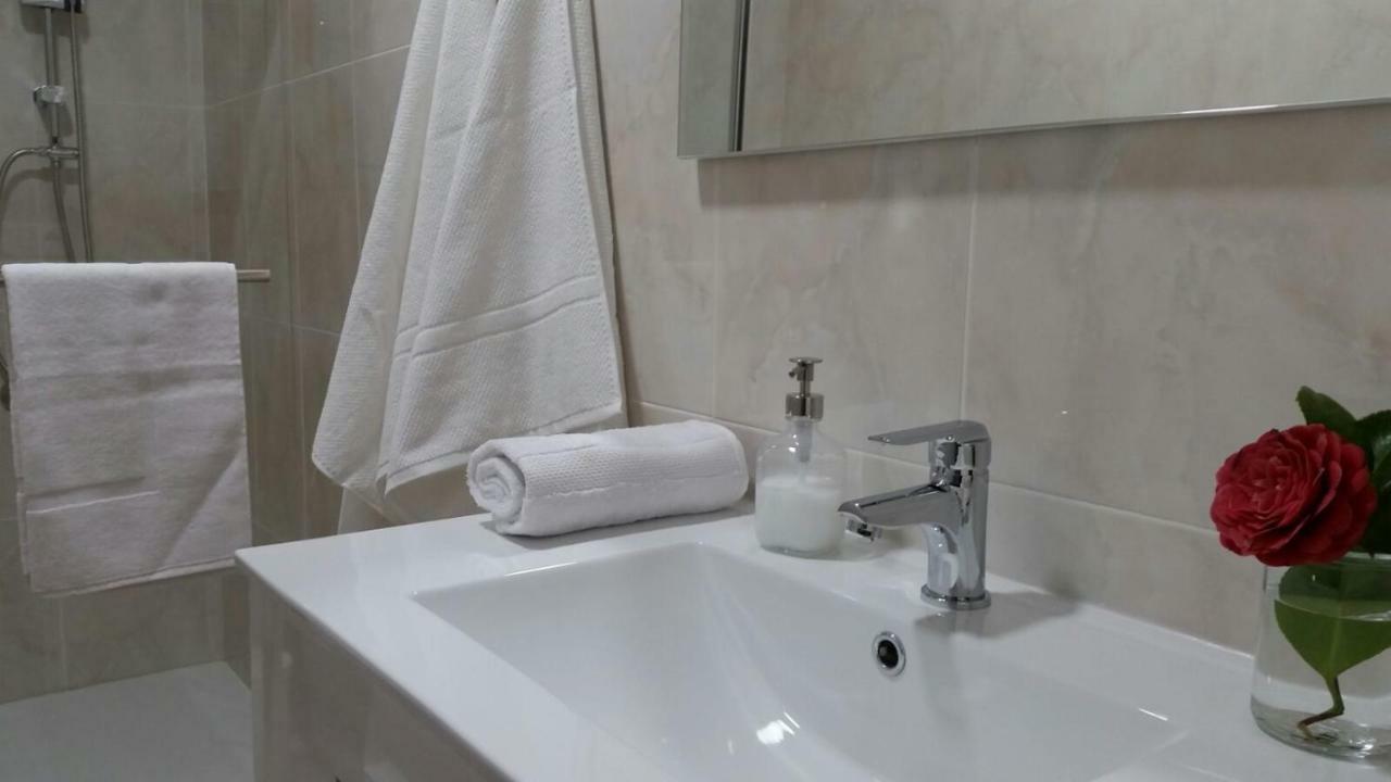 Ada Apartamento سانتياغو دي كومبوستيلا المظهر الخارجي الصورة